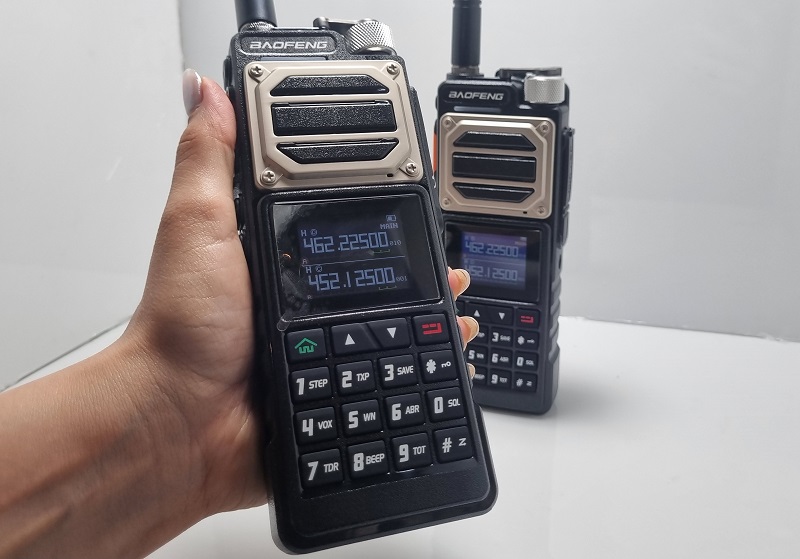 خرید فروش نمایندگی قیمت بیسیم باوفنگ UV-25
